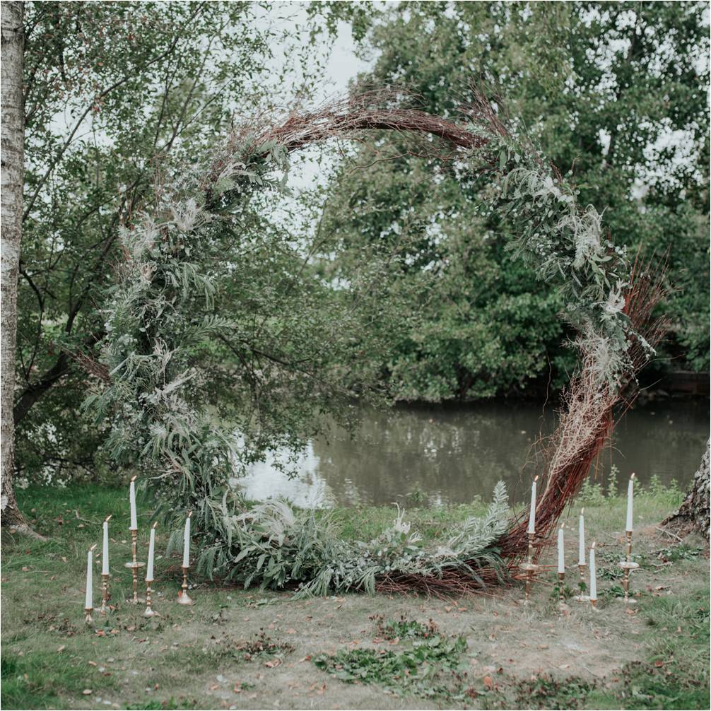 Arche Ronde et Bois / L'Atelier d'Hiris Location Déco