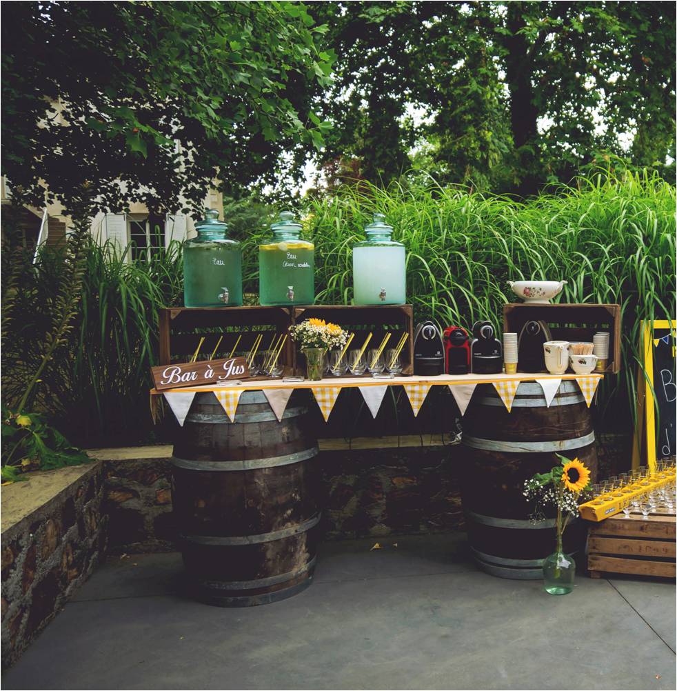 Bar avec Tonneaux