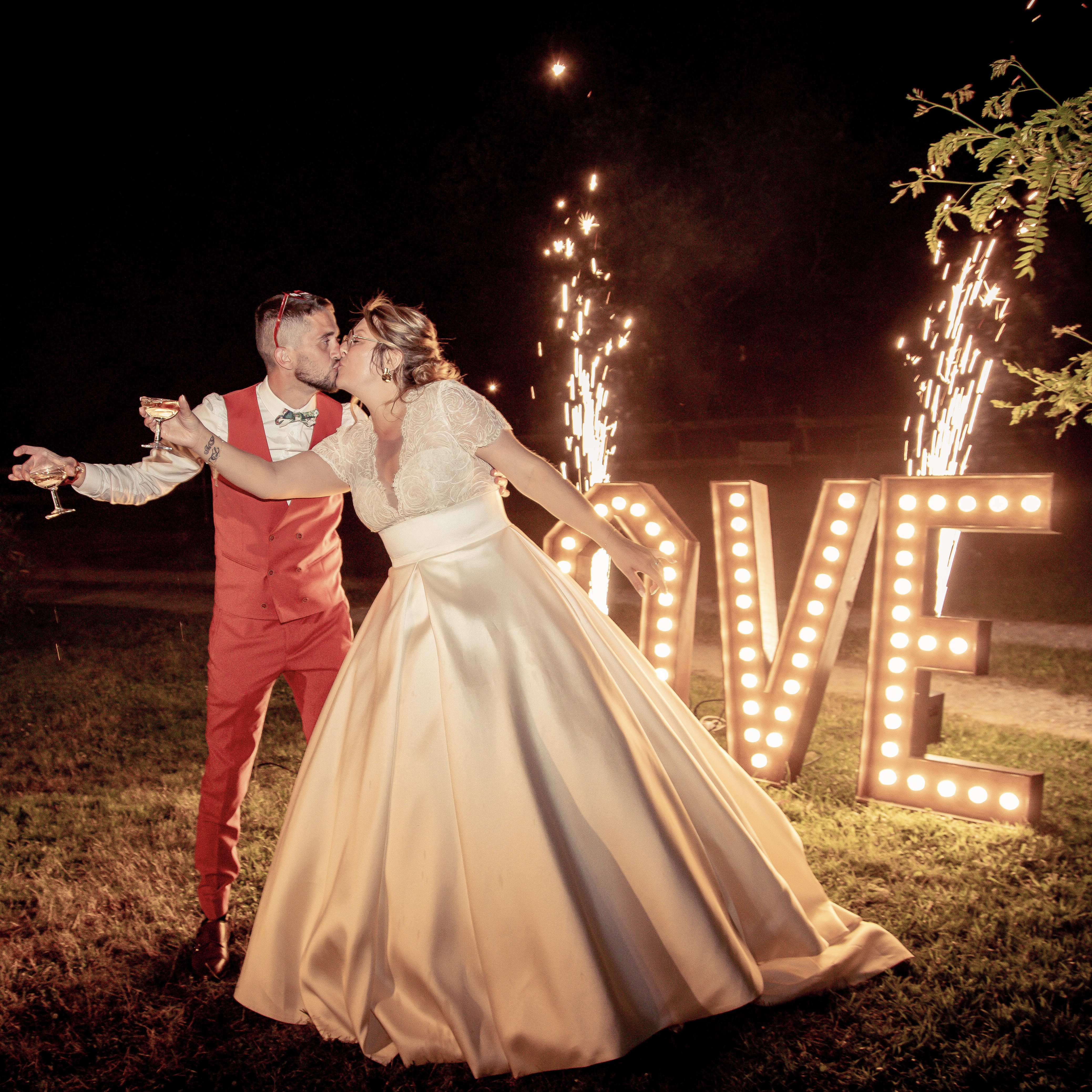LOVE Lumineux