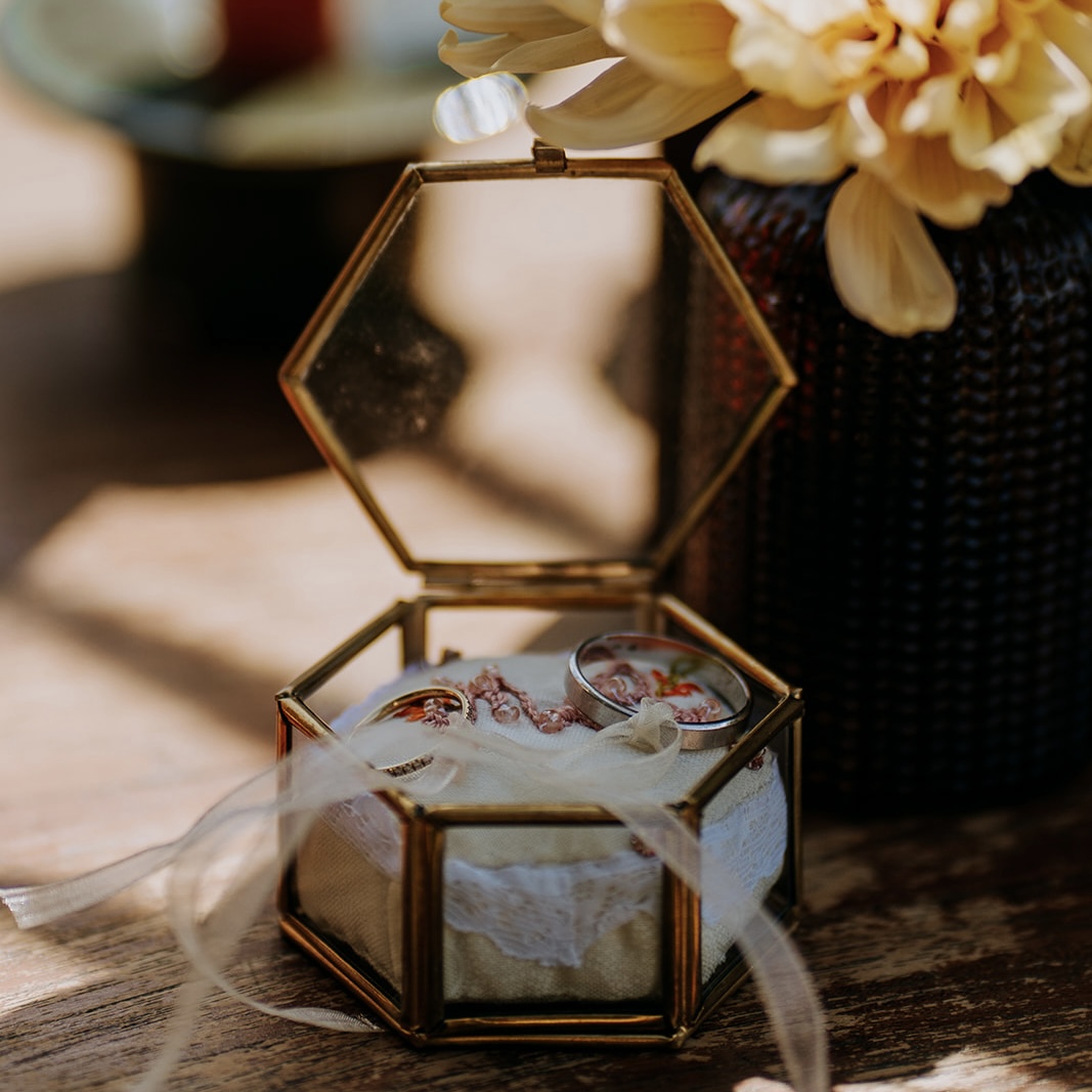 Boîte à Alliances Cuivrée Hexagonale