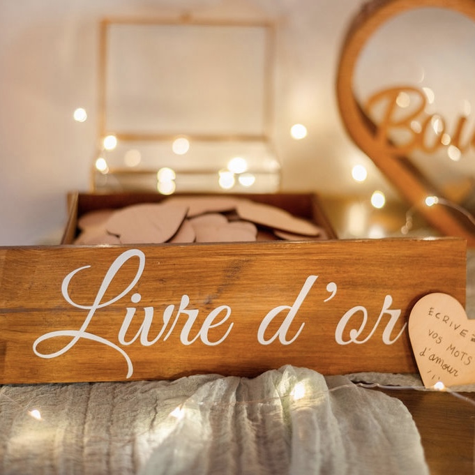 Panneau Livre d'or
