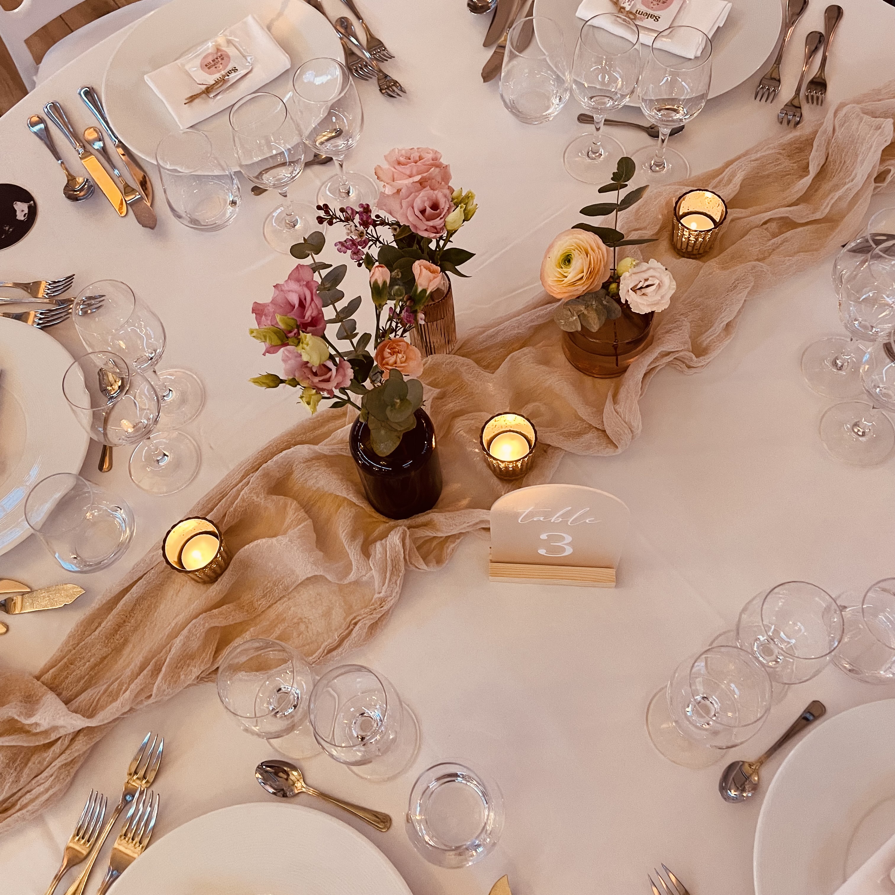 Numéro de Table en acrylique givré plexiglas